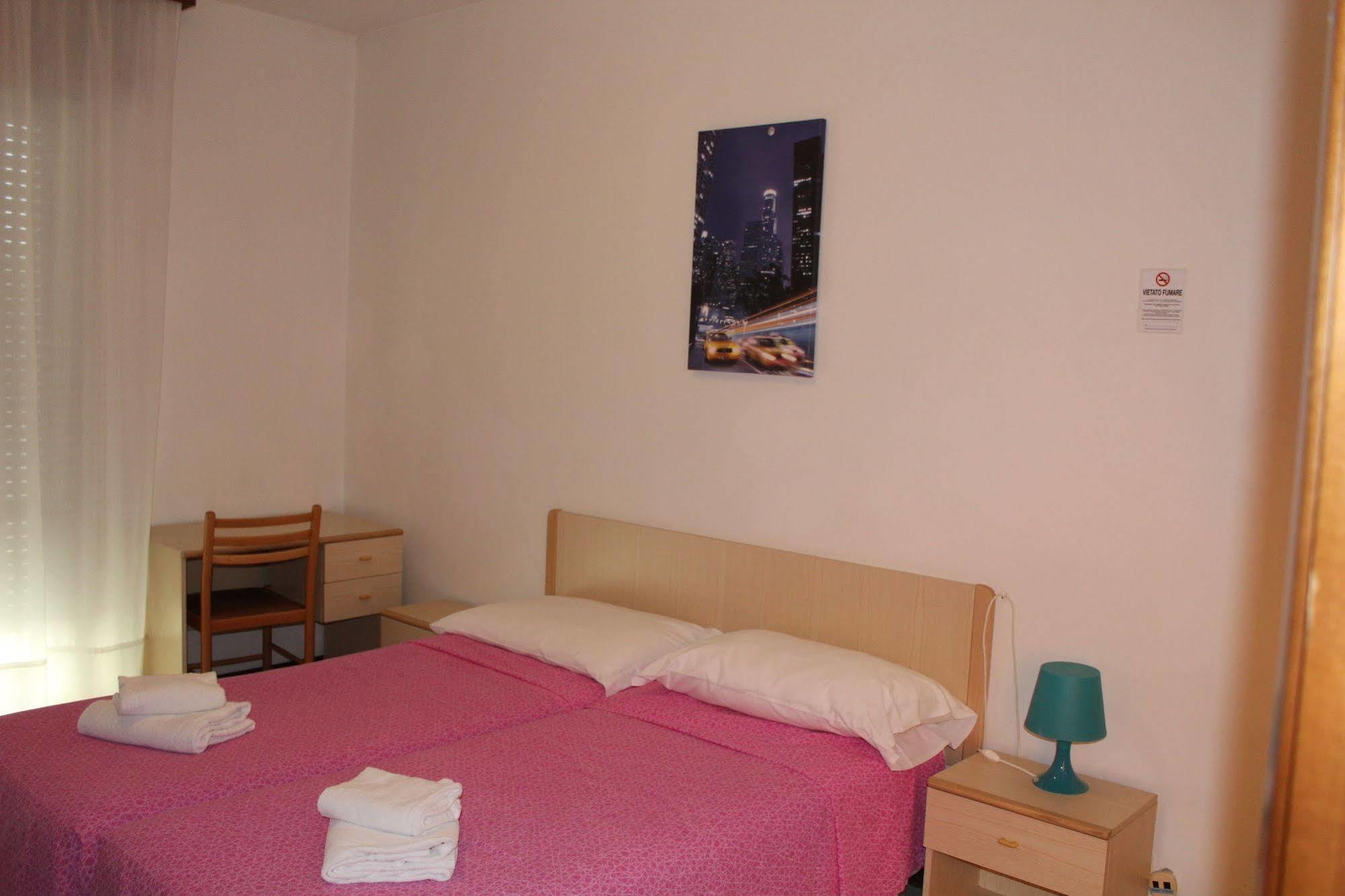 Hotel Serenella 3*