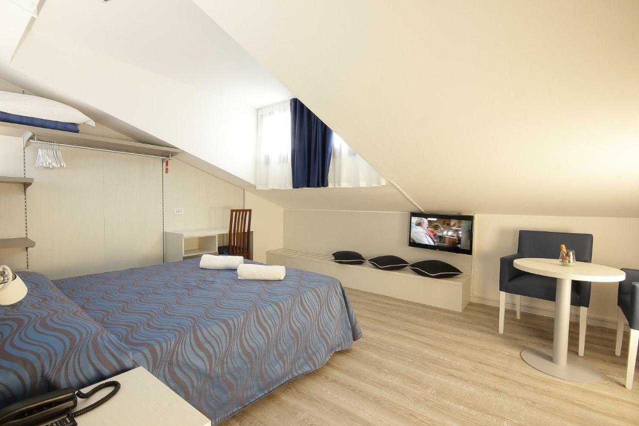 Serenella 3*
